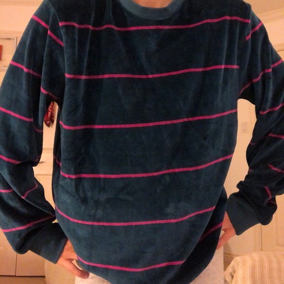 Velvet urban outfitters crew neck - Picture 2 of 2
